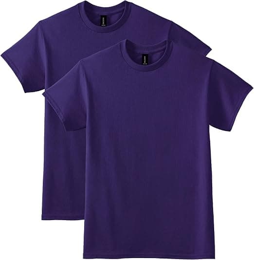 Cotton t-shirt showing a decorated chest logo